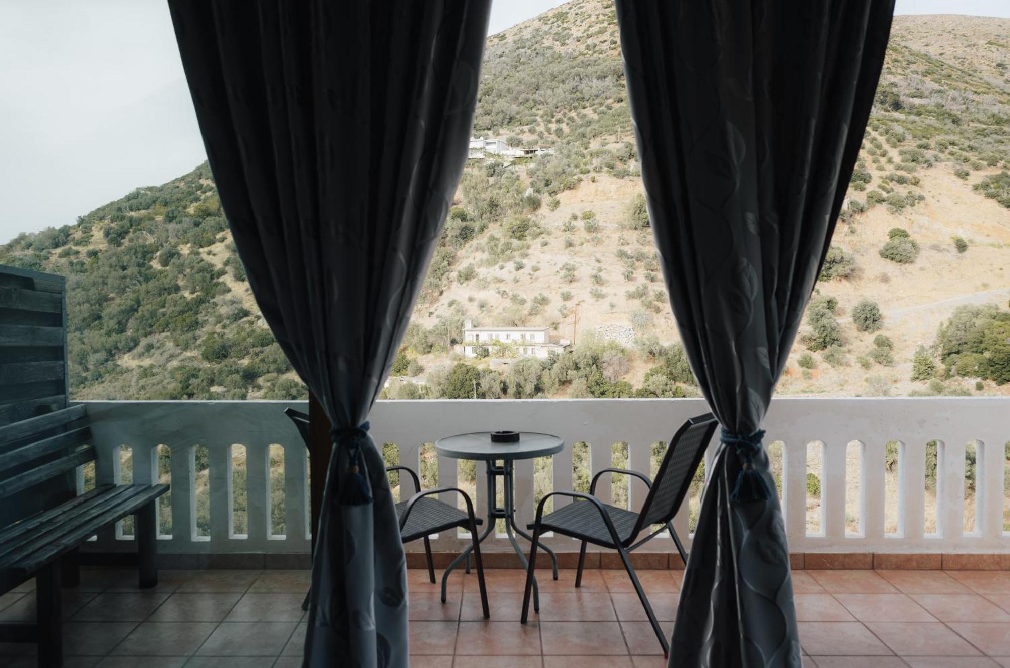 Lefteris Rooms Kámbos Zewnętrze zdjęcie