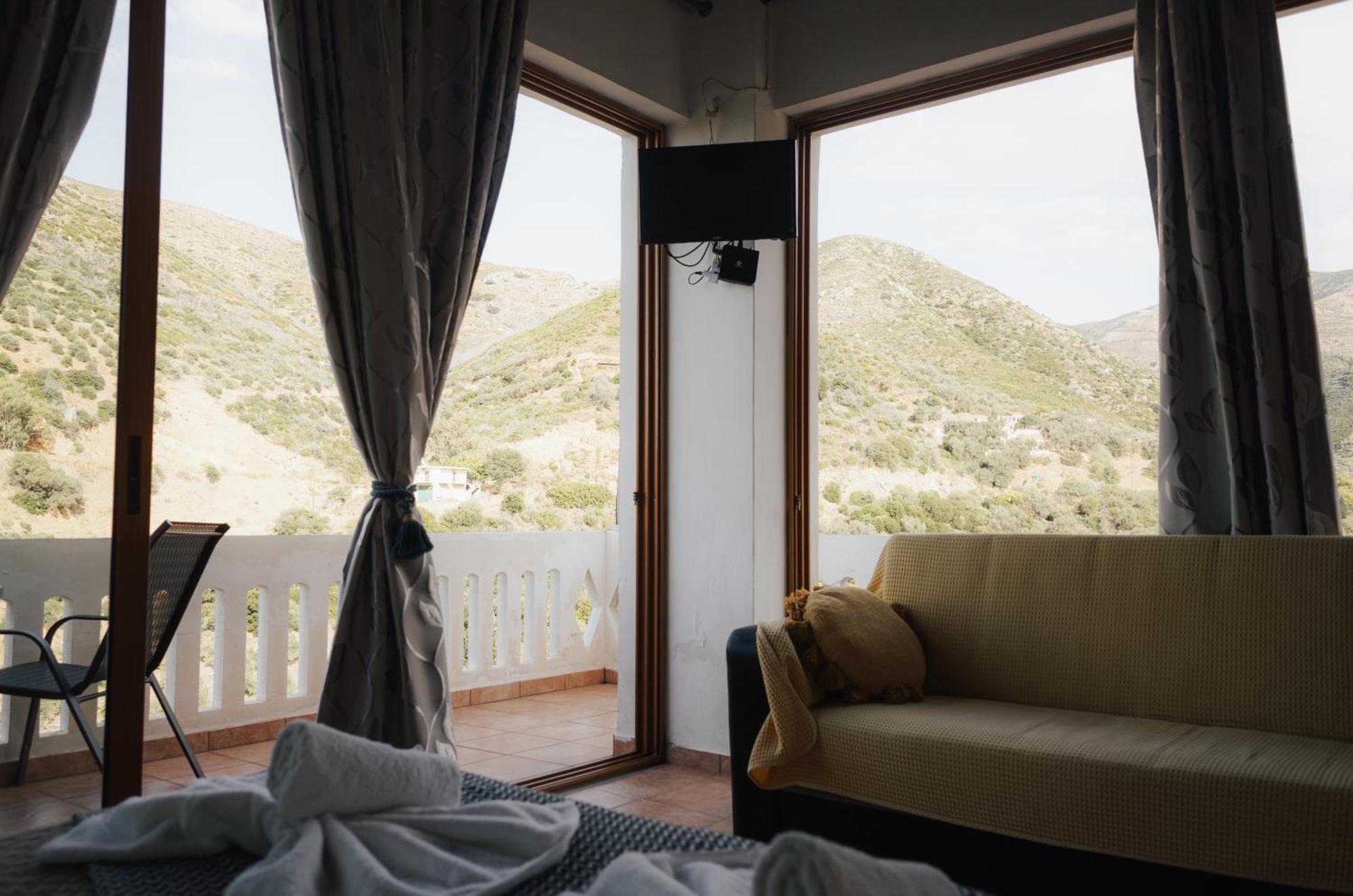 Lefteris Rooms Kámbos Zewnętrze zdjęcie